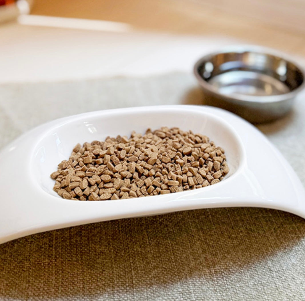 yum yum yum！ハイシニア 13+ チキン ドライタイプ 1.3kg